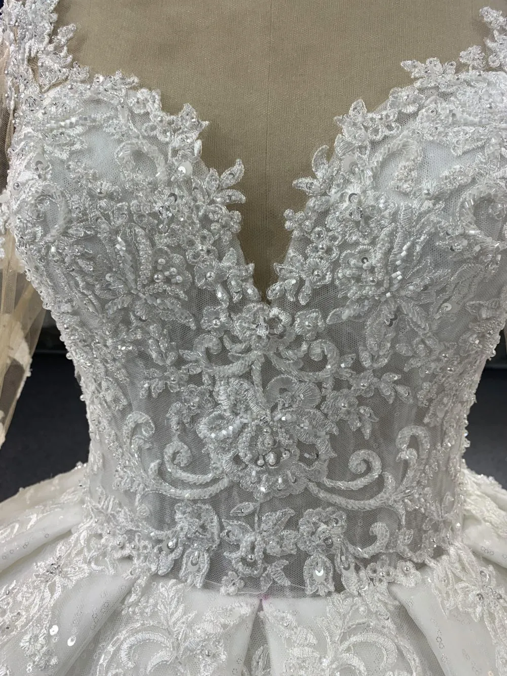 #0802 The Luxury Upper Body Beaded Long Sleeves Wedding Dress