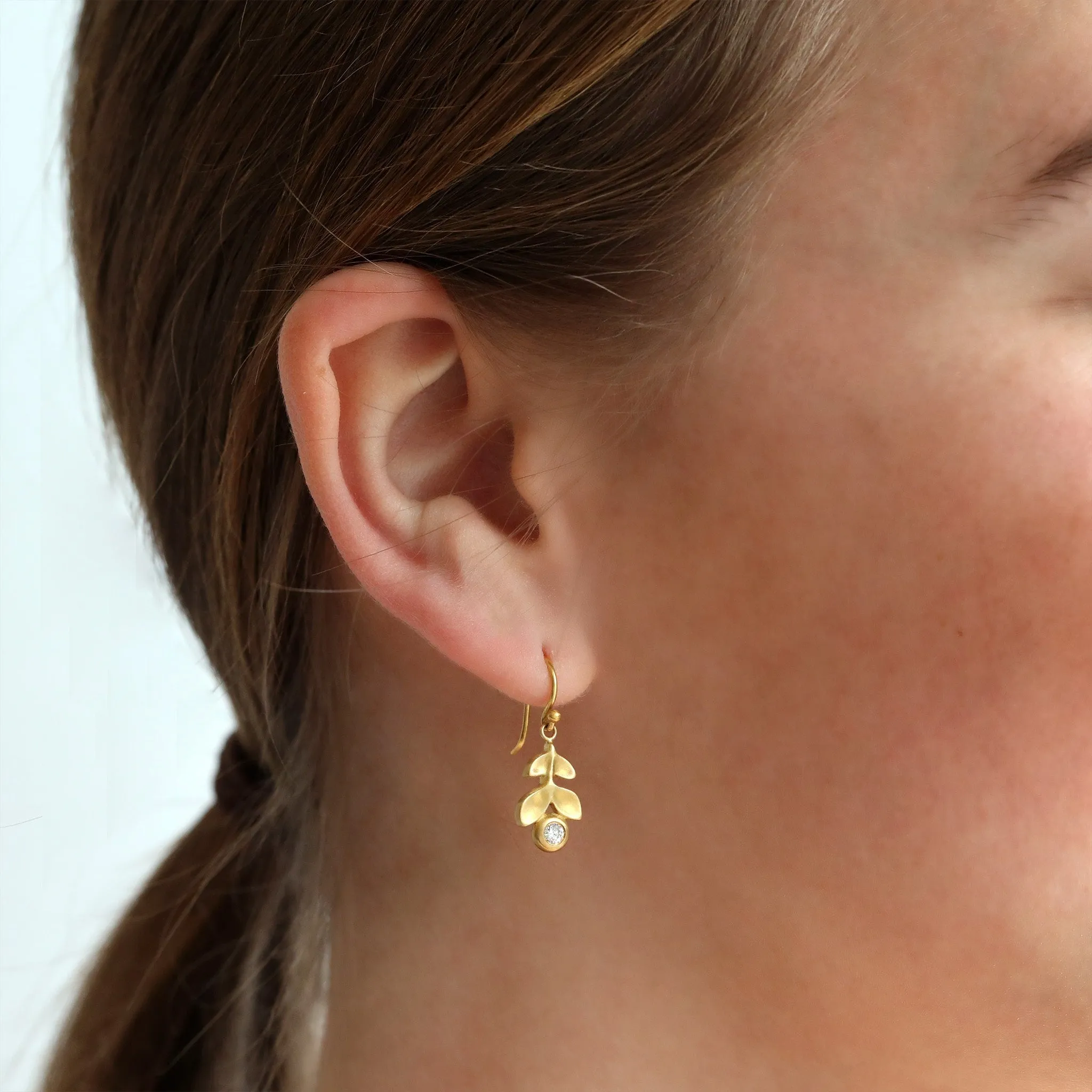 20K Gold and Diamond Double Laurel Hanging Earrings