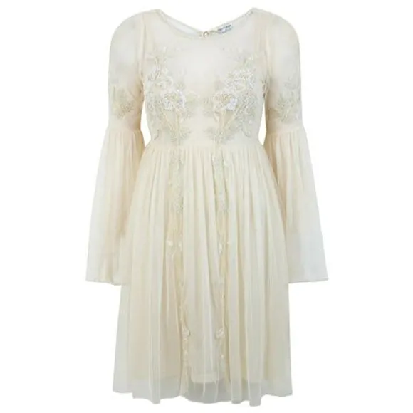 3 FOR $50! 🎁 Miss Selfridge White Mini Dress Bell Sleeve Chiffon Beaded …