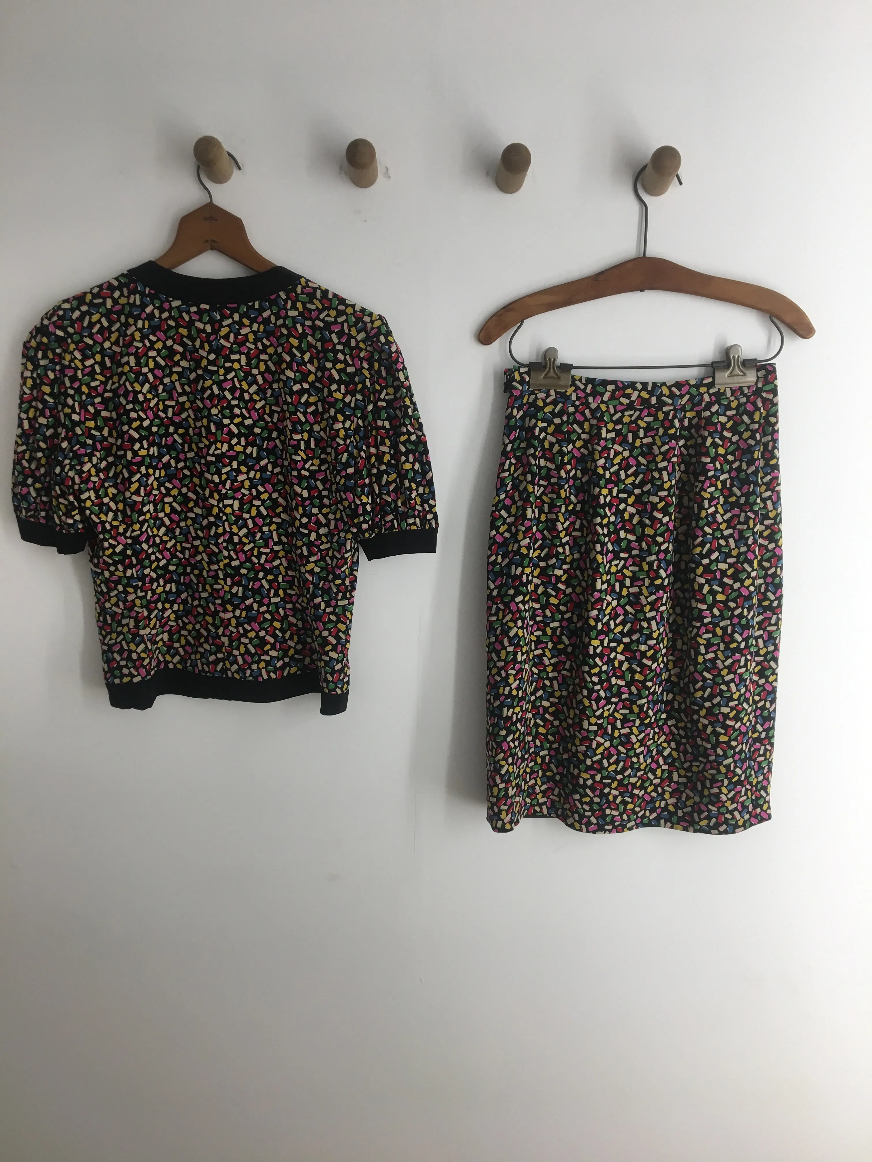 80’s ALBERT NIPON CONFETTI AND BOW SILK SET / SMALL