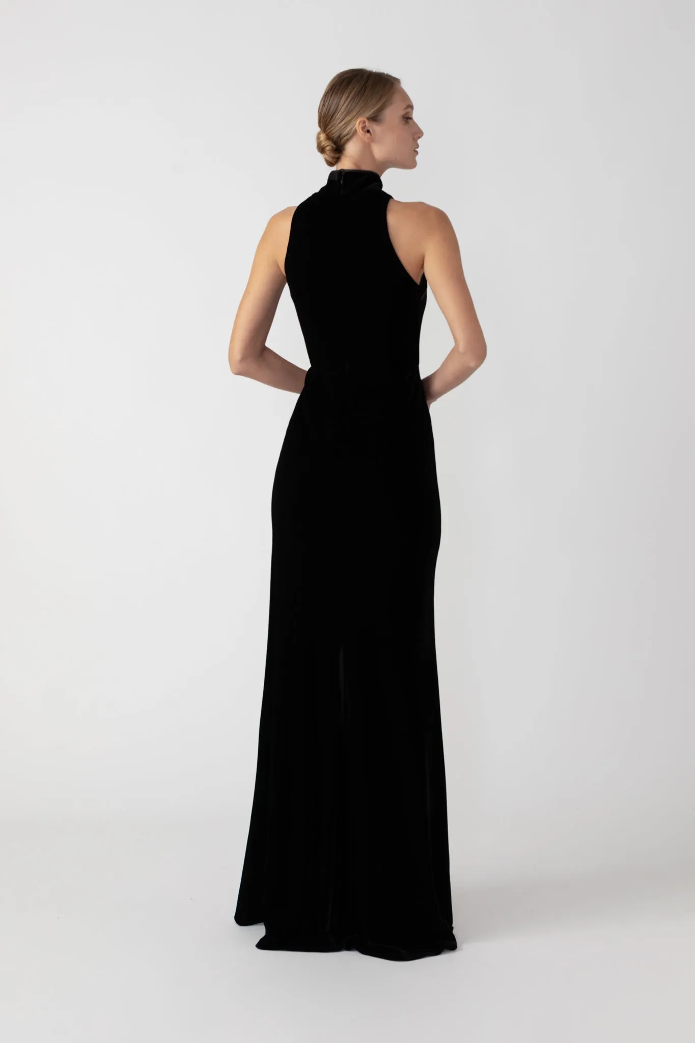 Ariana Velvet Gown