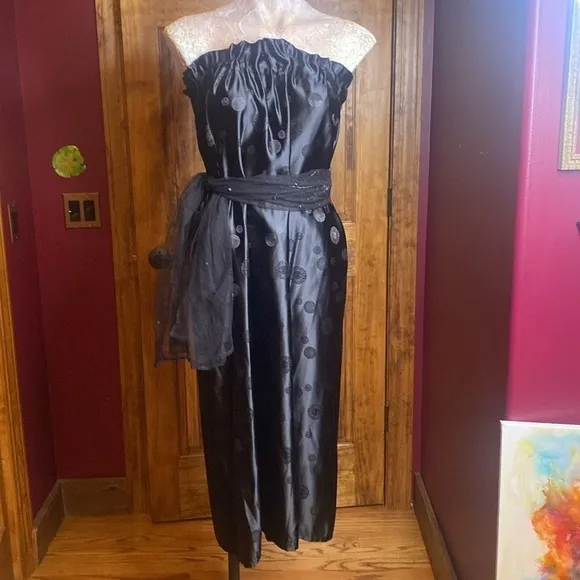 Asian Jacquard Black hand tailored long maxi skirt or strapless dress size S/M