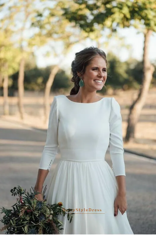 Backless Long Sleeve Wedding Dress