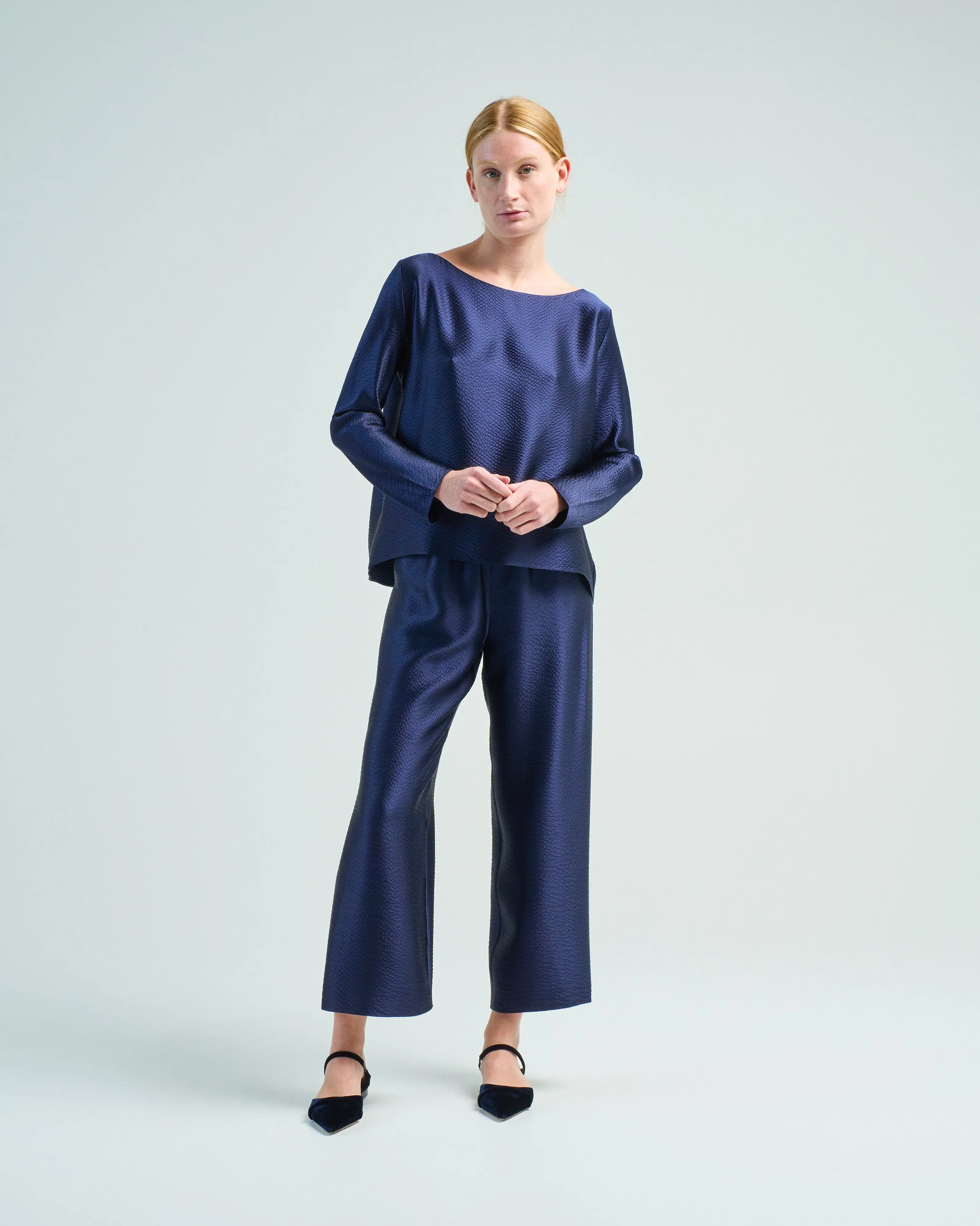 balance top hammered silk