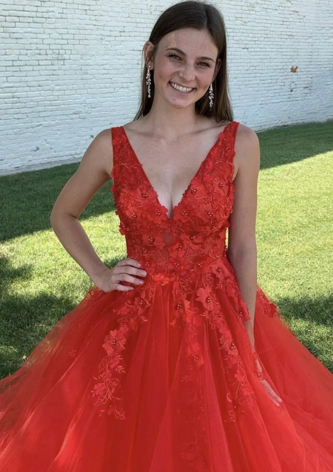 Ball Gown V Neck Sleeveless Court Train Red Lace Tulle Prom Dress, Beading