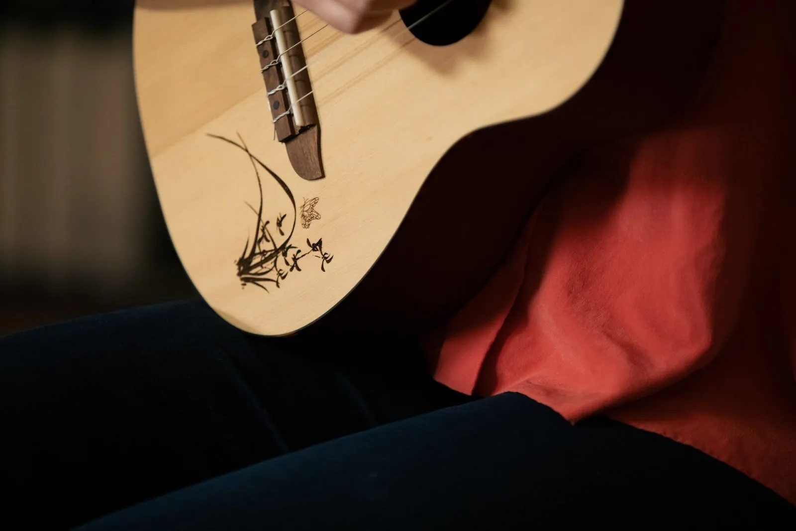 Bonfire Series Baritone Ukulele Spruce / Sapele Natural Acoustic