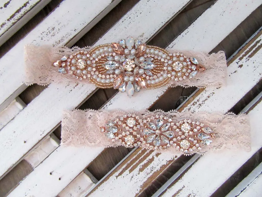 Bridal Garter Style: Love Struck (Set)