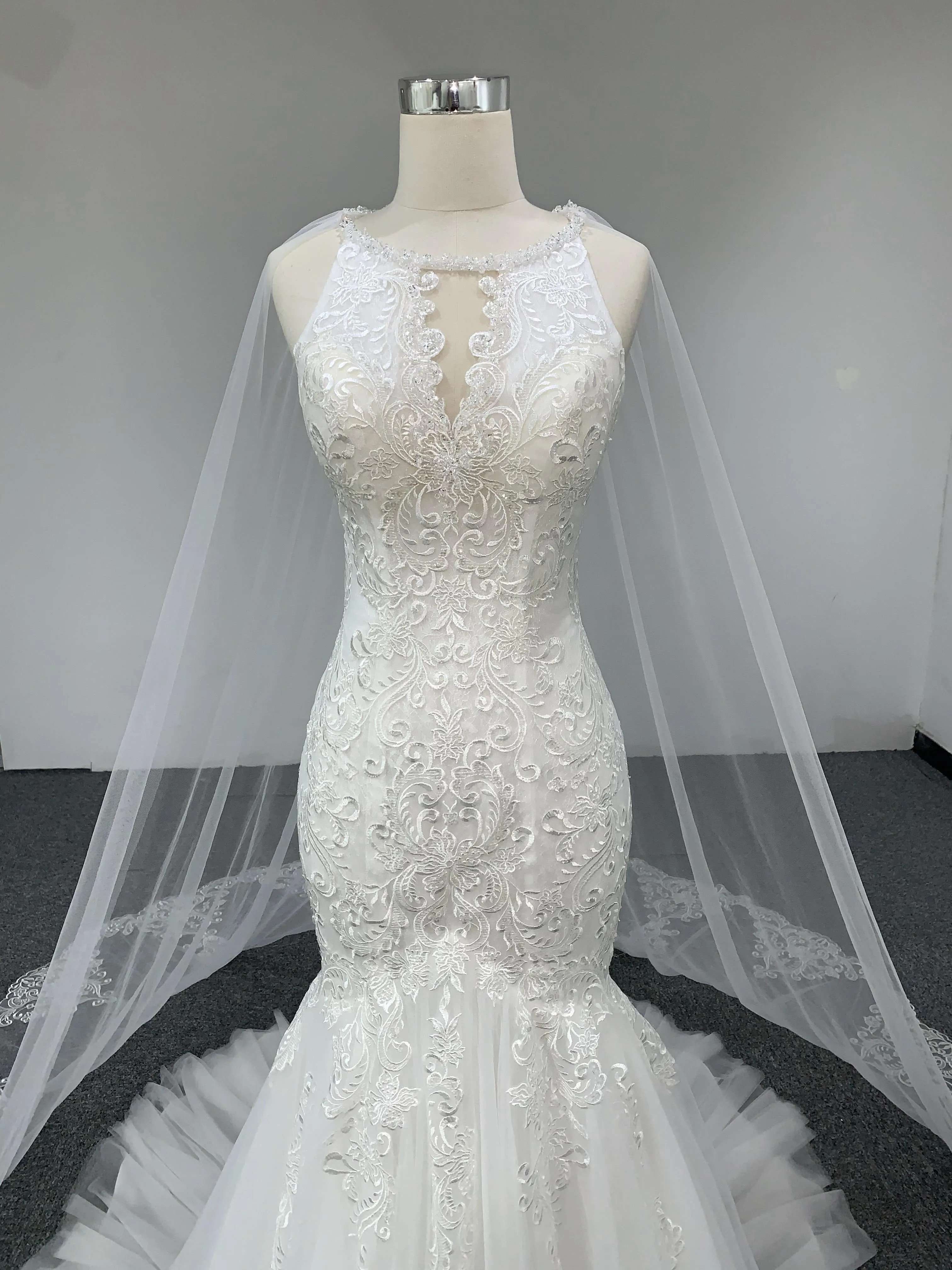 BYG sexy beautiful mermaid wedding dress with shawl