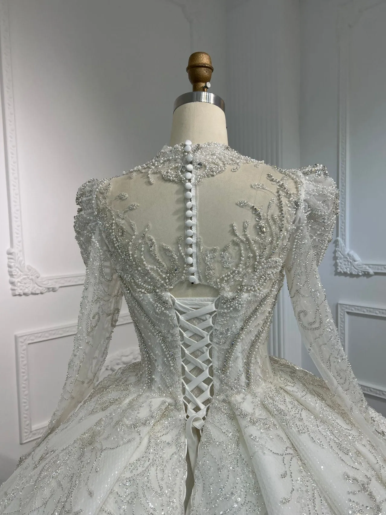 BYG#Z316 LUXURY LAYERING LONG SLEEVES WEDDING DRESS