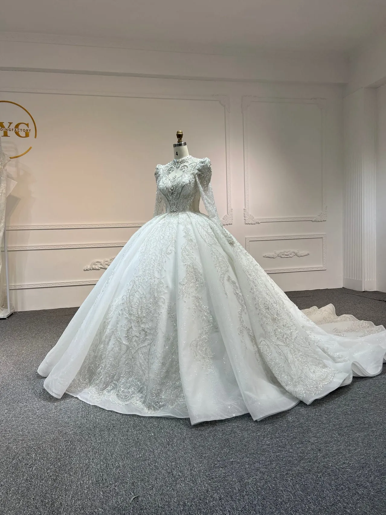 BYG#Z316 LUXURY LAYERING LONG SLEEVES WEDDING DRESS