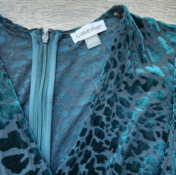 Calvin Klein Burnout Velvet Animal Print Dress Womens 8 Green Faux Wrap Sleeve