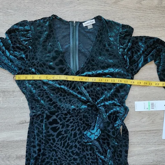 Calvin Klein Burnout Velvet Animal Print Dress Womens 8 Green Faux Wrap Sleeve
