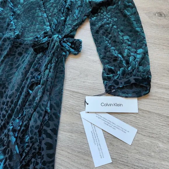 Calvin Klein Burnout Velvet Animal Print Dress Womens 8 Green Faux Wrap Sleeve