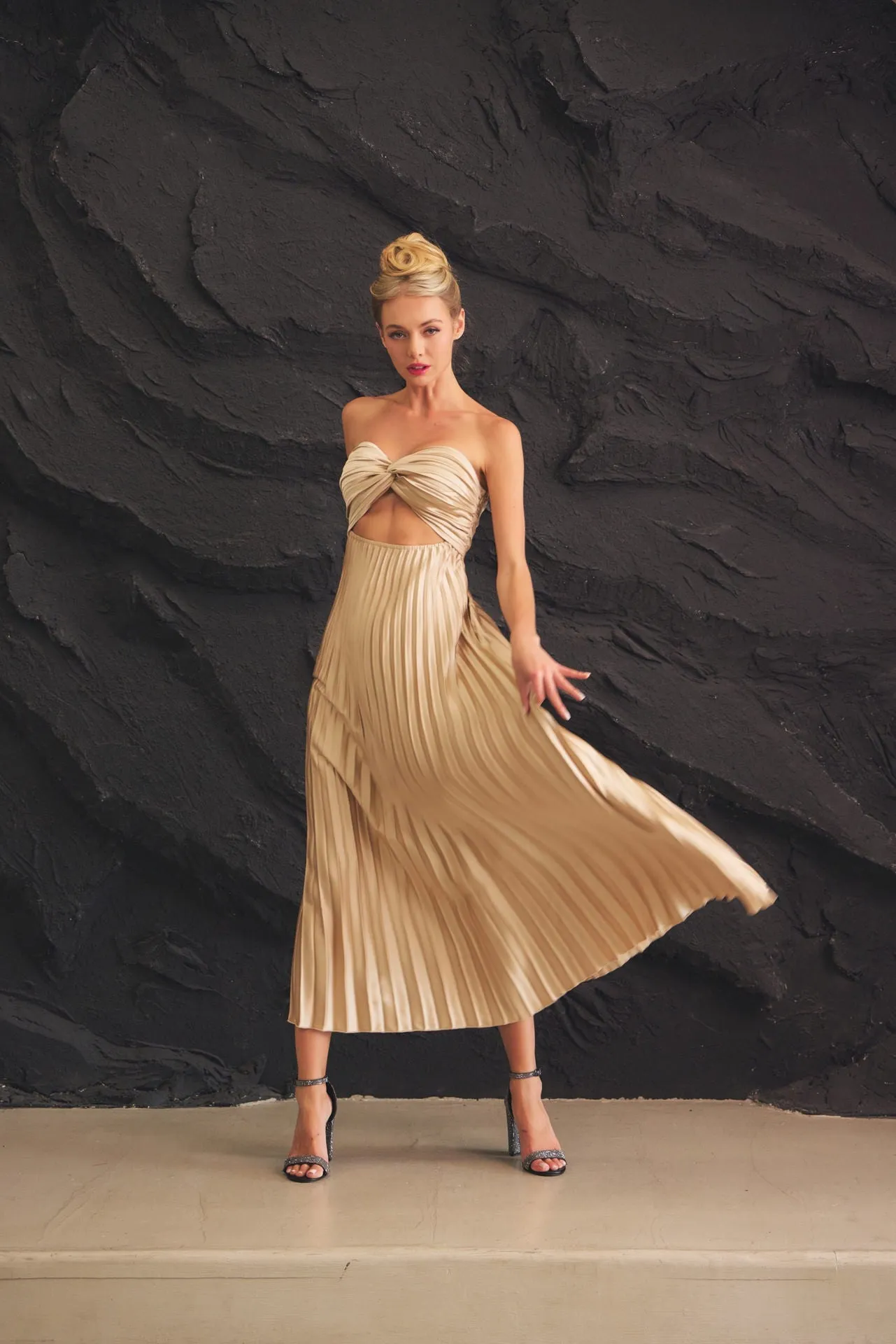 CHAMPAGNE PLEATED DRESS