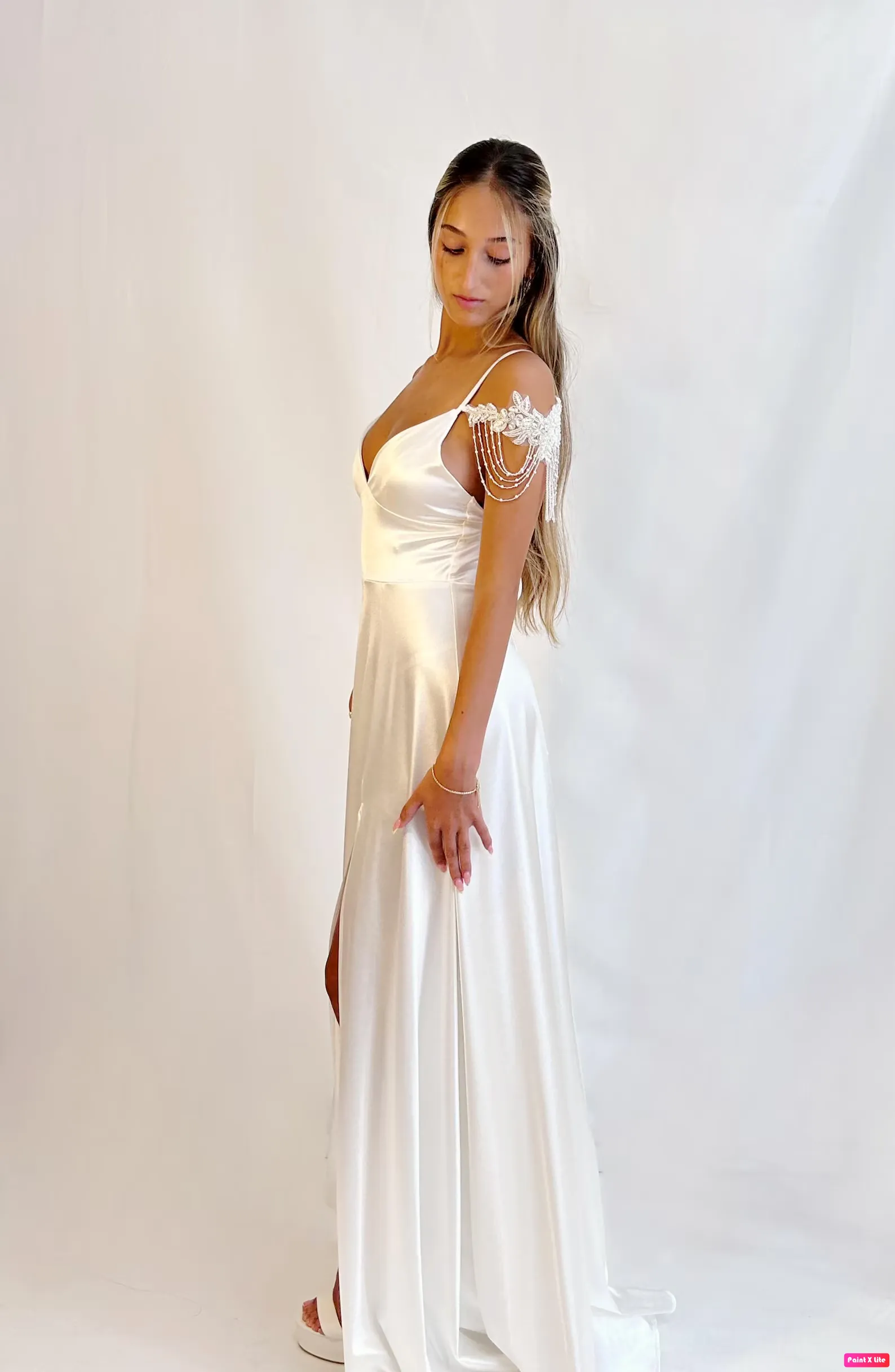Crystal & Pearl Beaded Lace Epaulettes