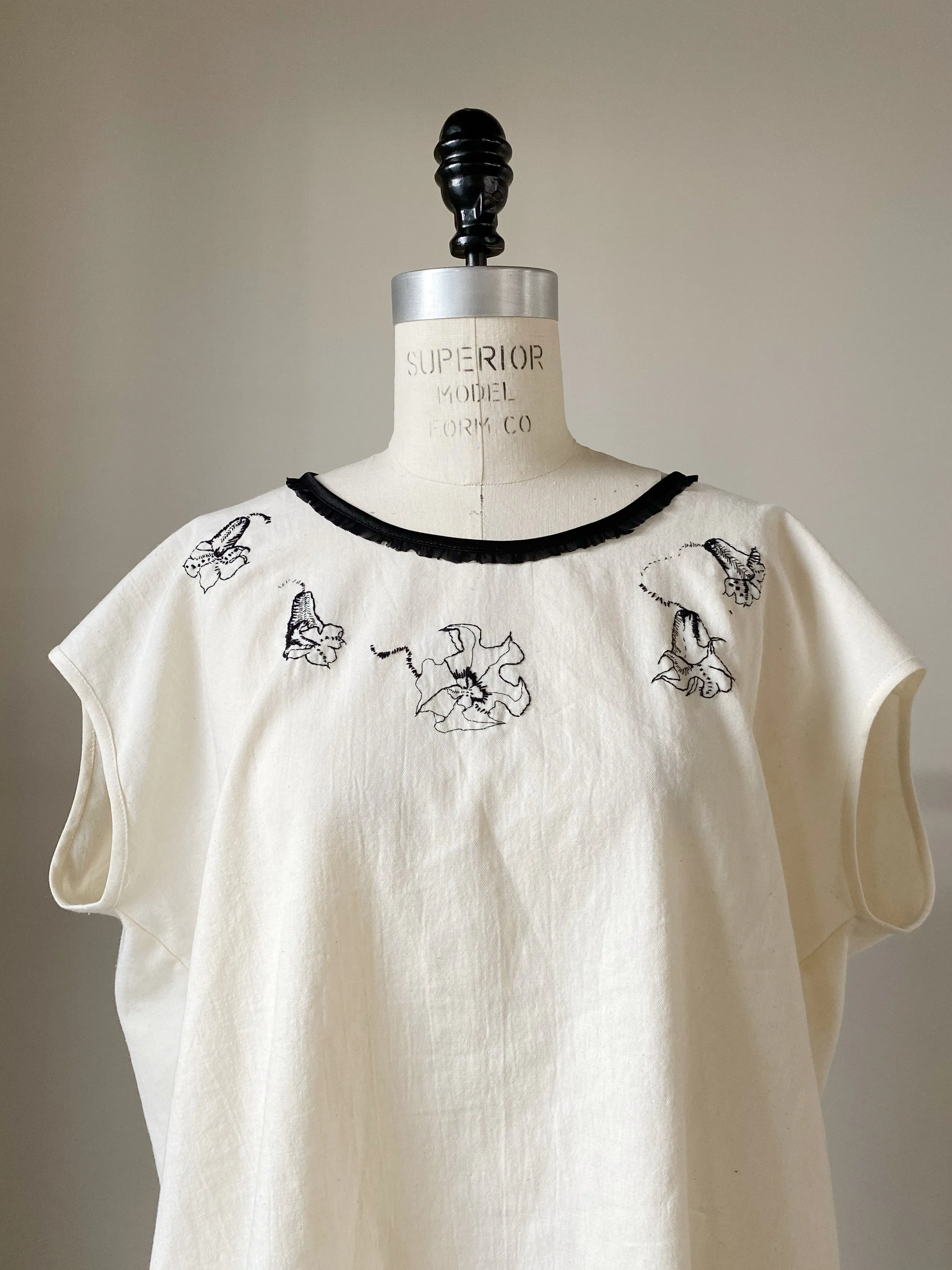 datura hand embroidered sophronia top