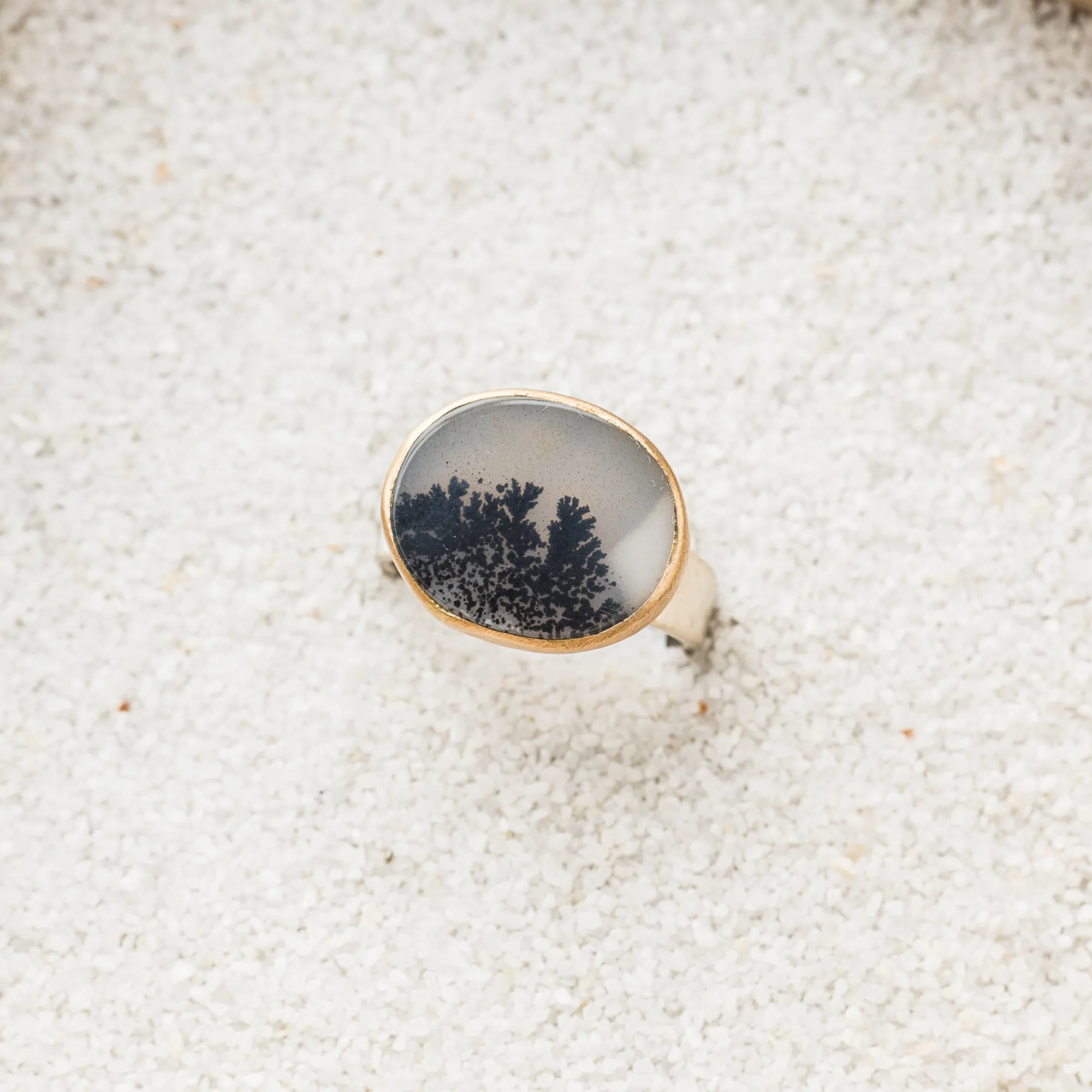 Dendritic Agate East-West Mixed Metal Ring on Taper Band