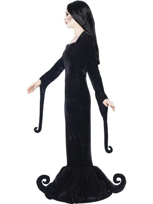 Duchess of the Manor (Morticia Addams)