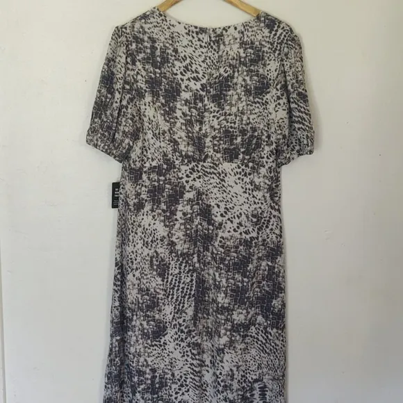 Express Animal print Hi low Maxi dress sz lg