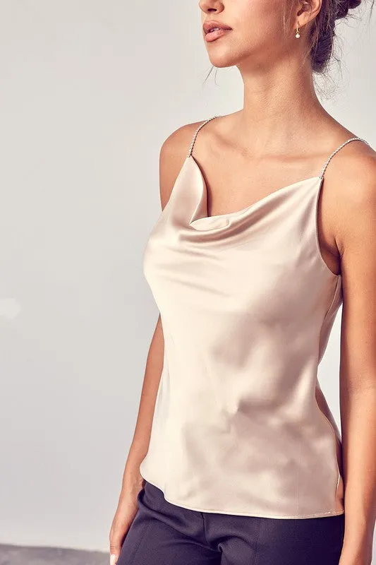 FRONT DRAPE DETAIL TOP