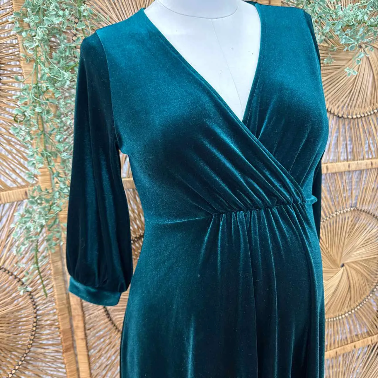 Hello Miz DRESS matern