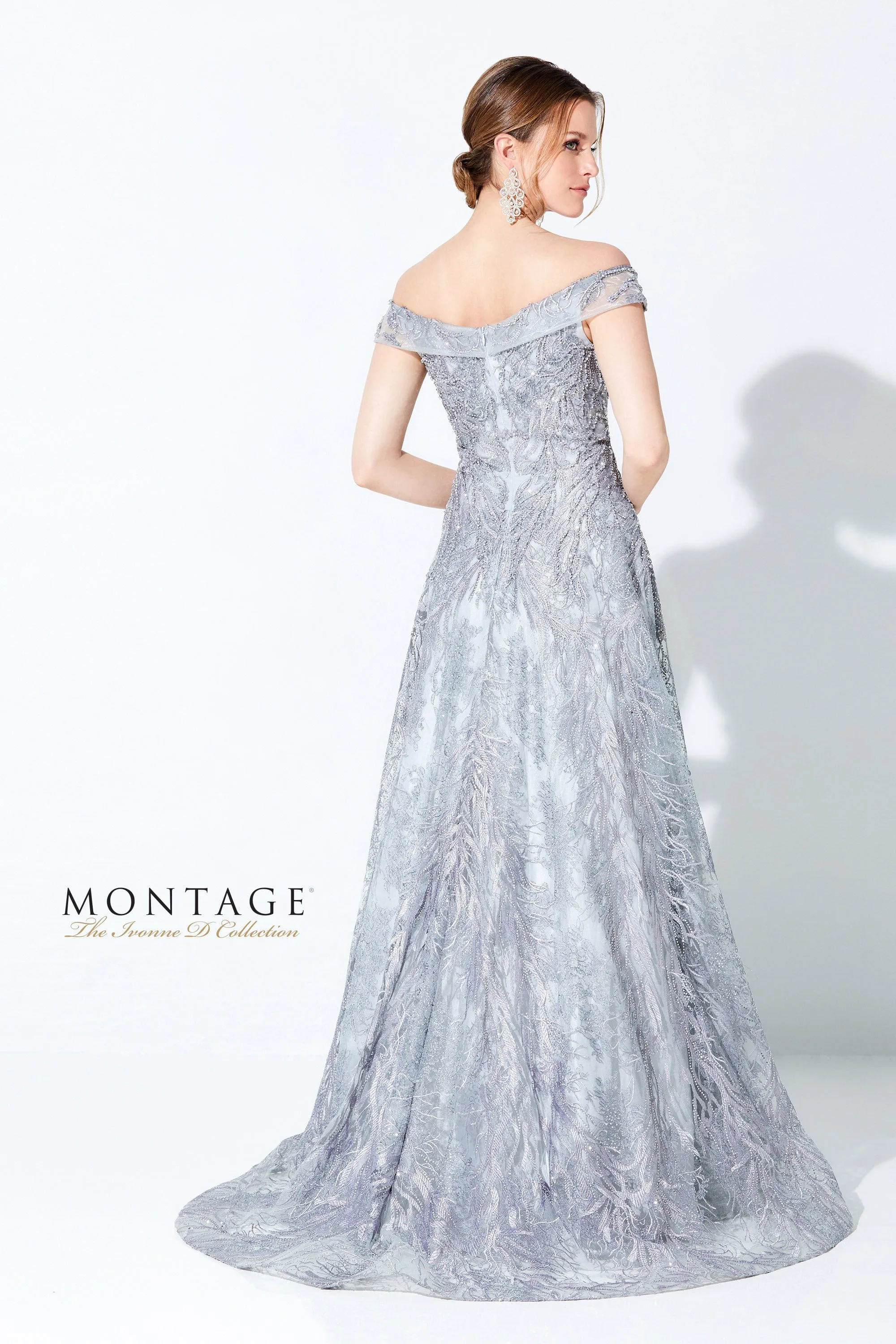 Ivonne D: 220D24