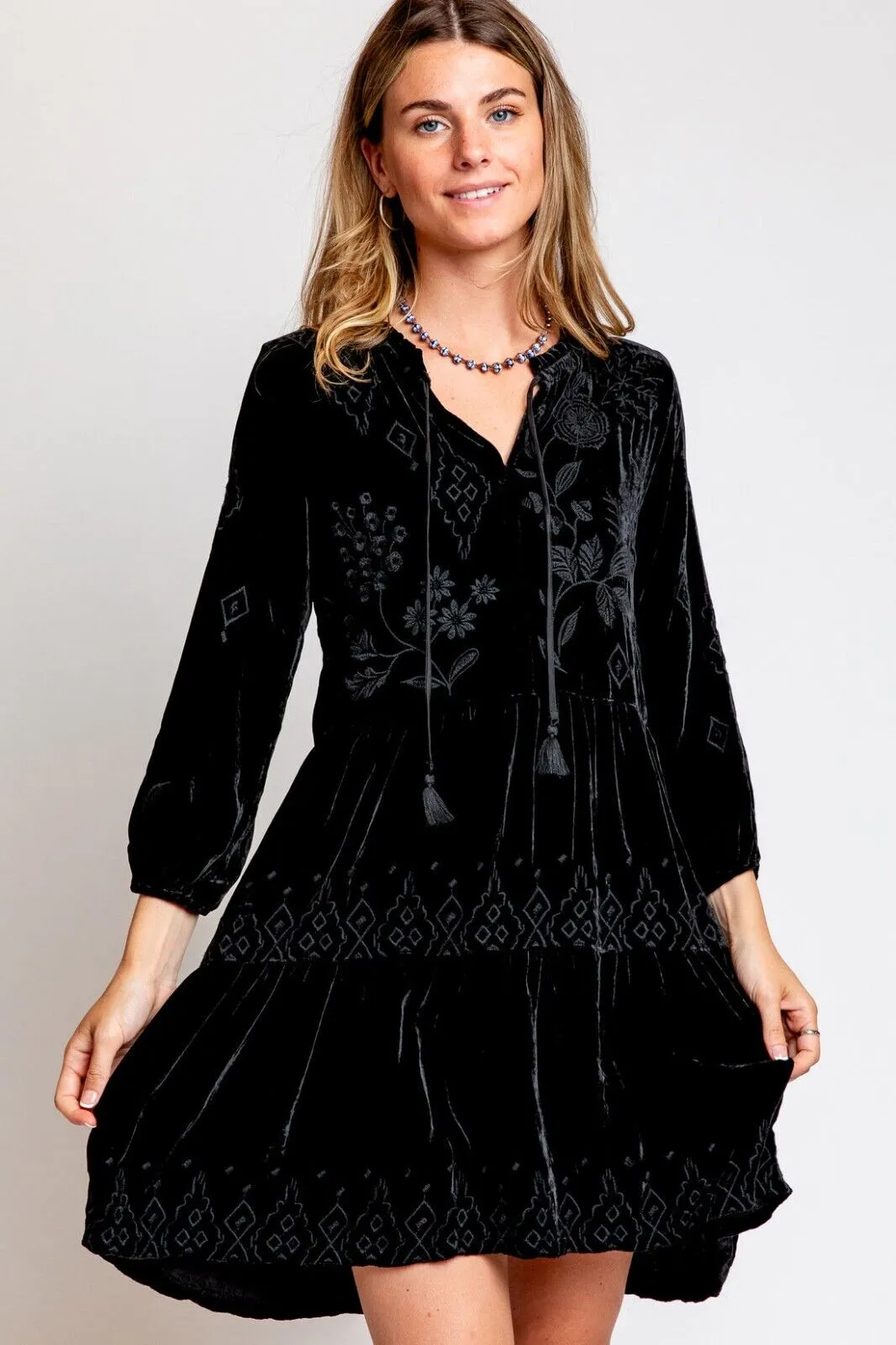 Johnny Was Ivey Velvet Field Tiered Dress Embroidered Black Floral XX Large NEW
