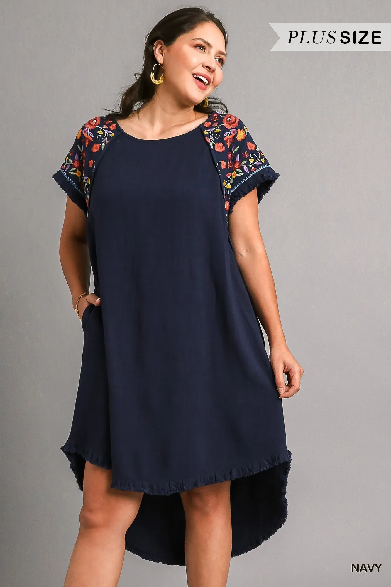 Linen Short Sleeve Embroidery Dress