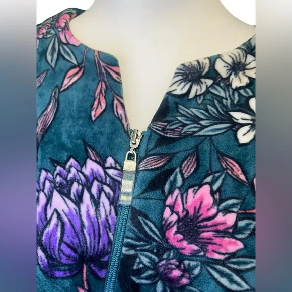 Miss Elaine, Boho Velvet Floral Vintage Style, Full-Length, Zip-up, Mom Robe