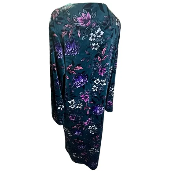 Miss Elaine, Boho Velvet Floral Vintage Style, Full-Length, Zip-up, Mom Robe
