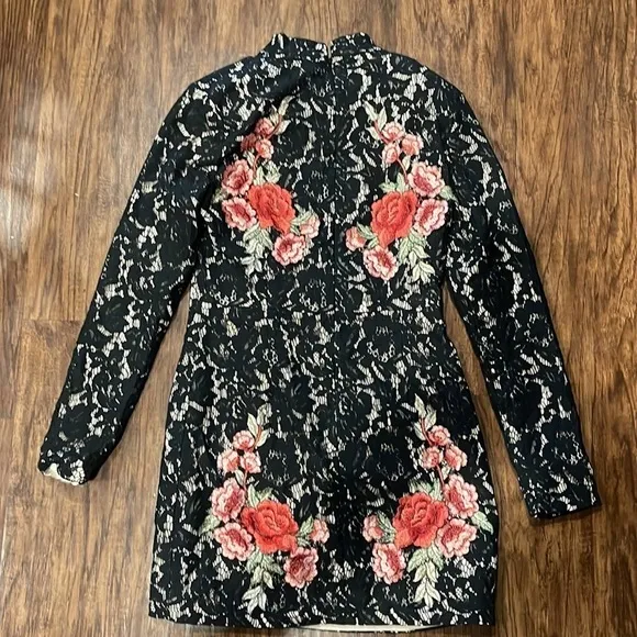 Missguided x Peace &amp; Love Floral Lace High Neck Dress limited collection size 8