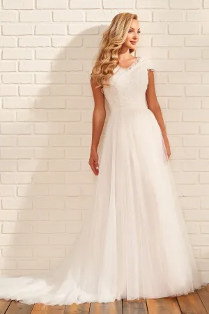 Modest by Mon Cheri: MOD1816