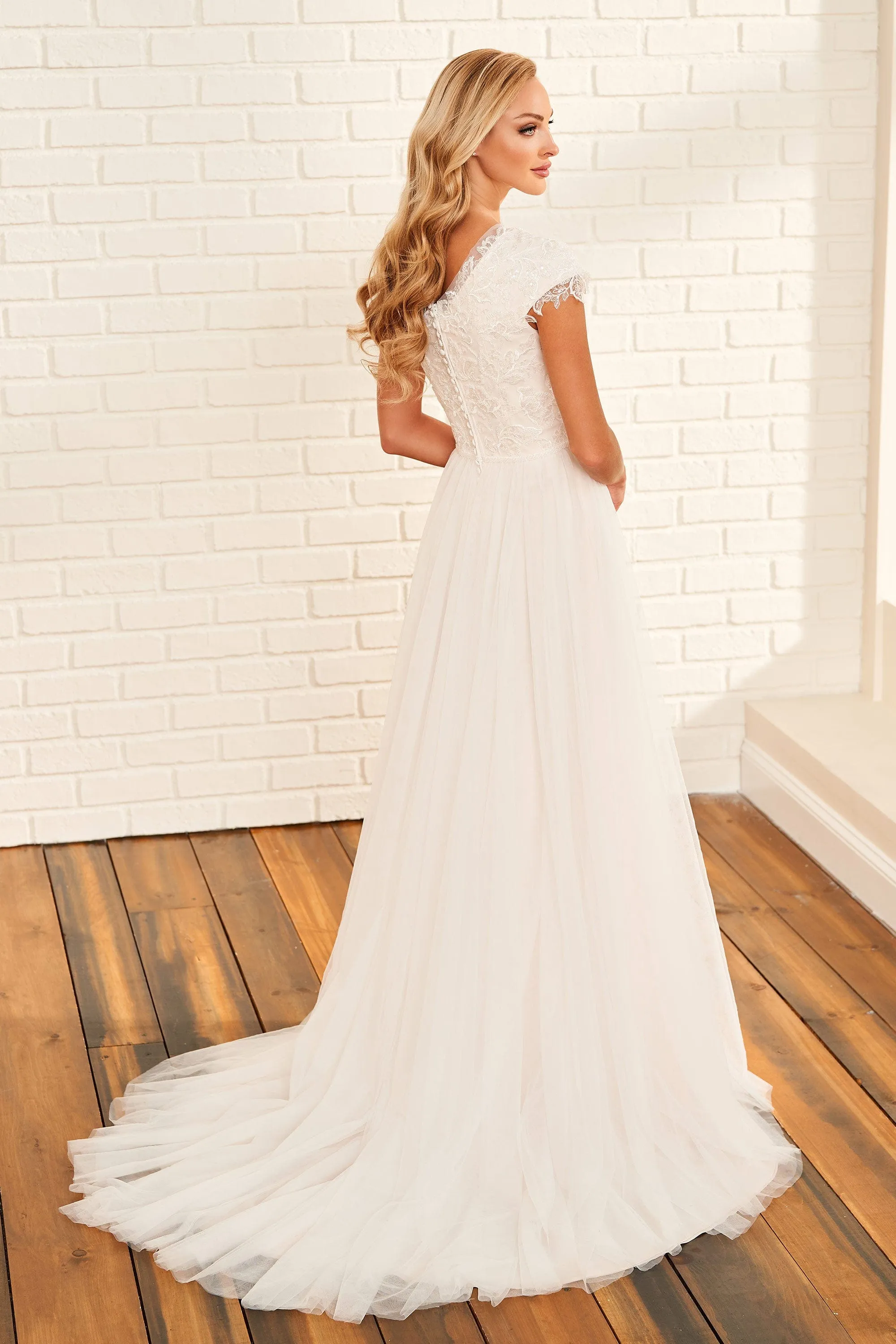 Modest by Mon Cheri: MOD1816