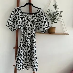 NWOT dress