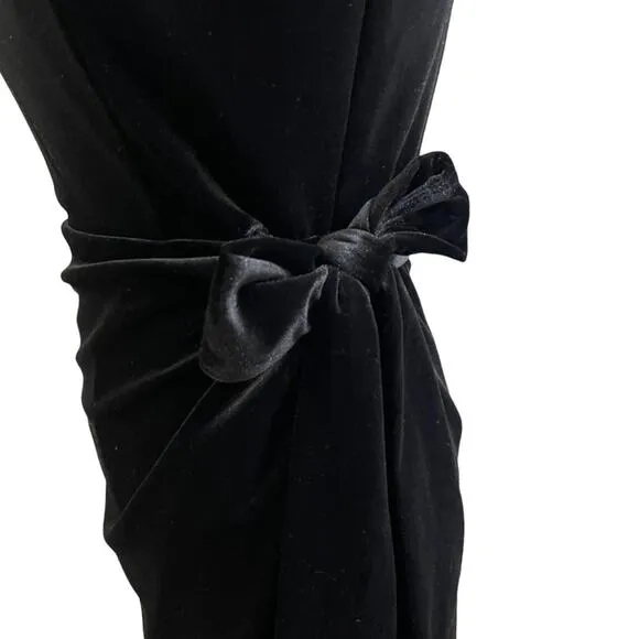 NWT! Gianni Bini Selena Square Neck Black Velvet Dress - Size 4
