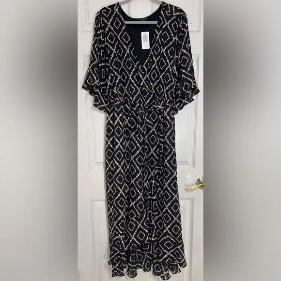 NWT TORRID Maxi Floral Print Georgette Surplice Hi-Low Dress Size 4X
