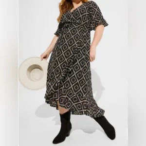 NWT TORRID Maxi Floral Print Georgette Surplice Hi-Low Dress Size 4X