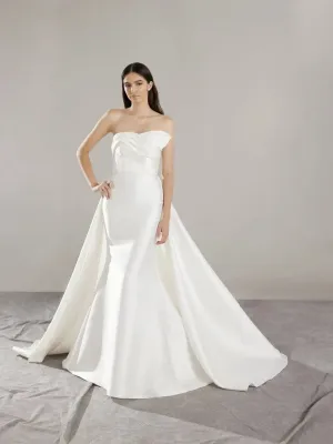 Pronovias: Arya