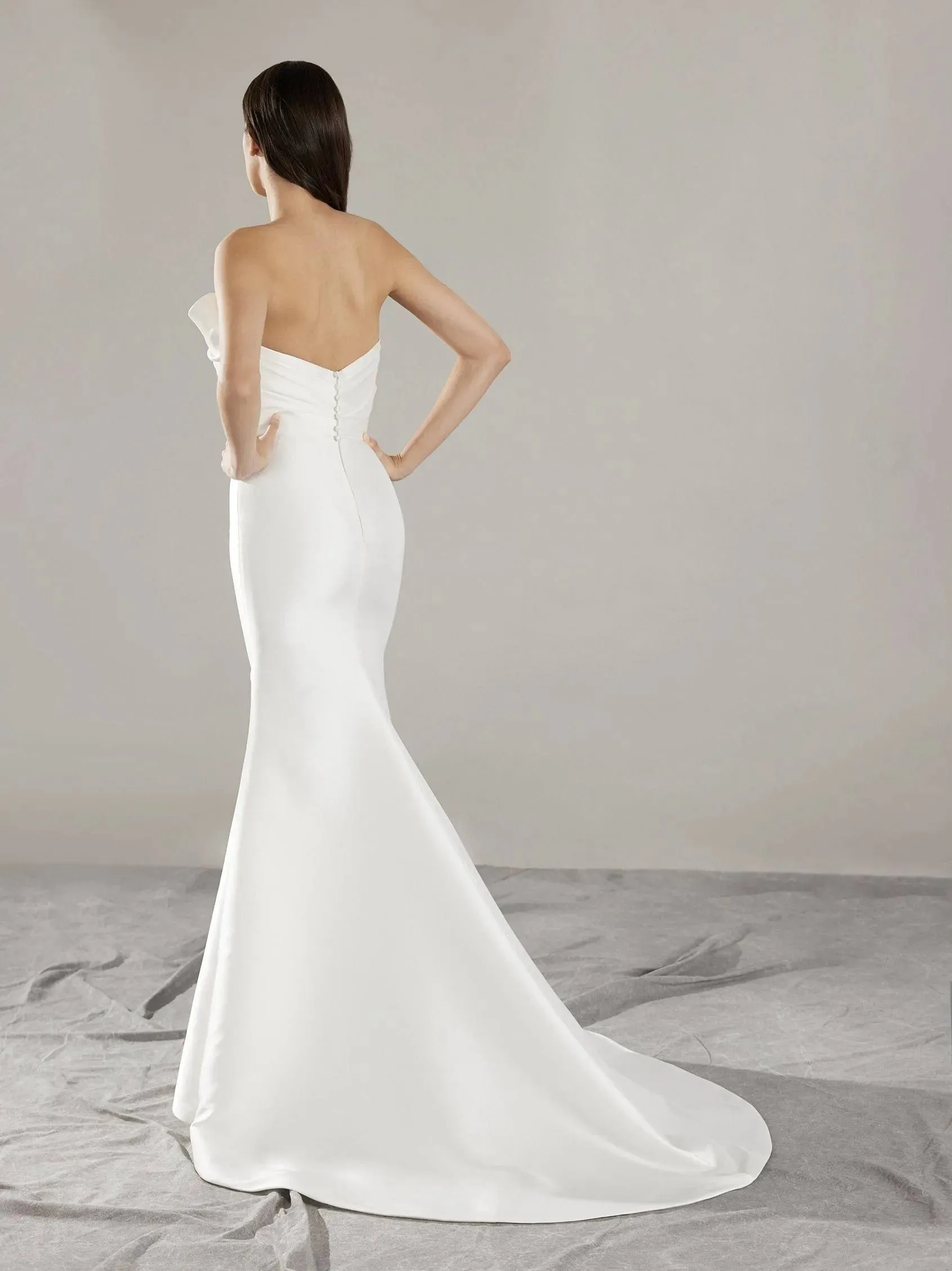 Pronovias: Arya