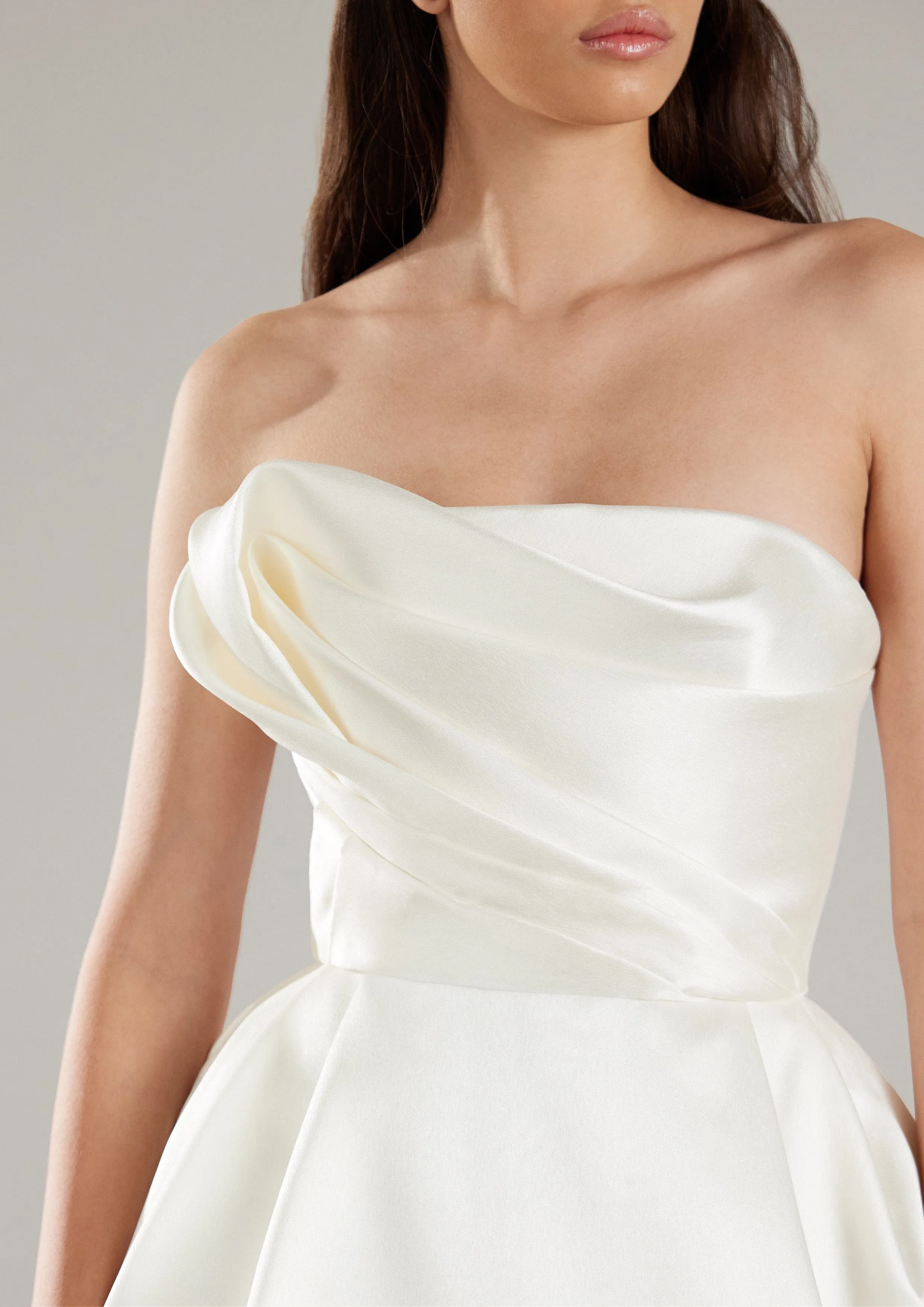 Pronovias: Khloe