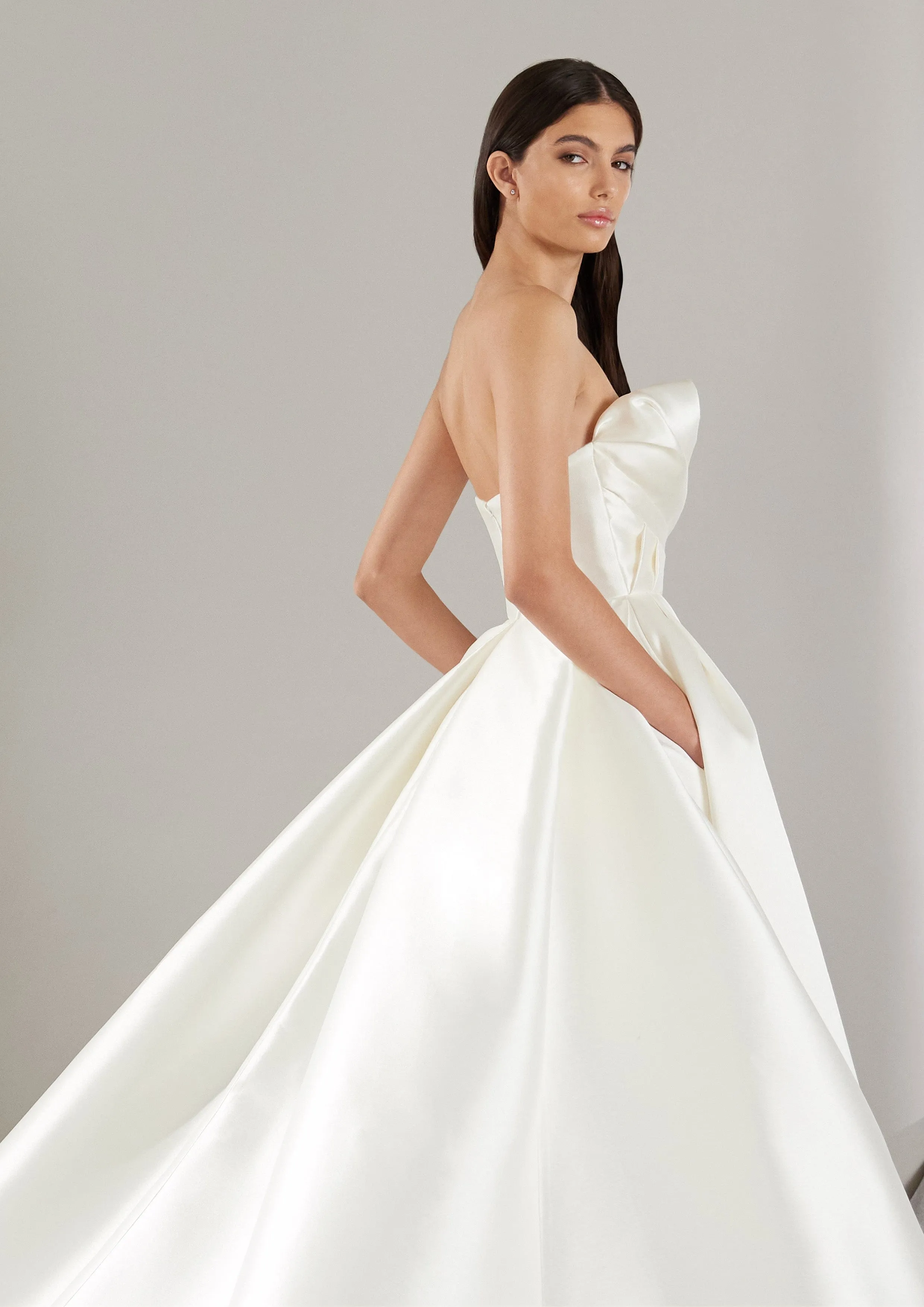 Pronovias: Khloe