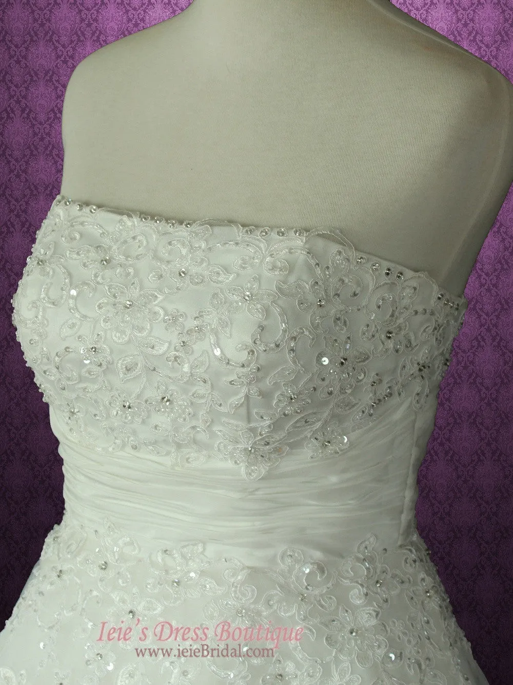 Retro Vintage Style Strapless Lace Tulle Tea Length Wedding Dress | Serena