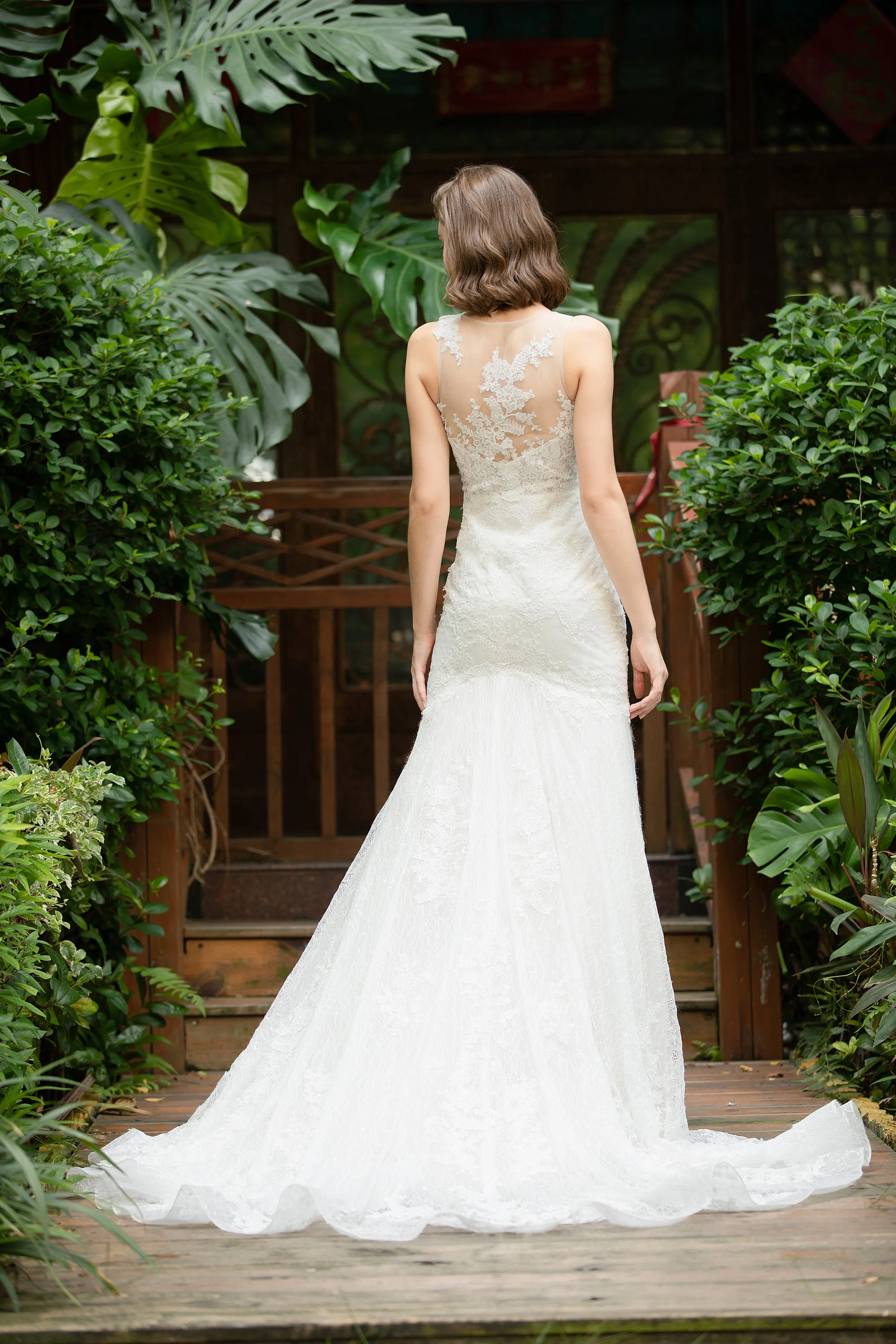 Roseli - Selena Huan light-weighted Asymmetric Lace Illusion Trumpet Gown