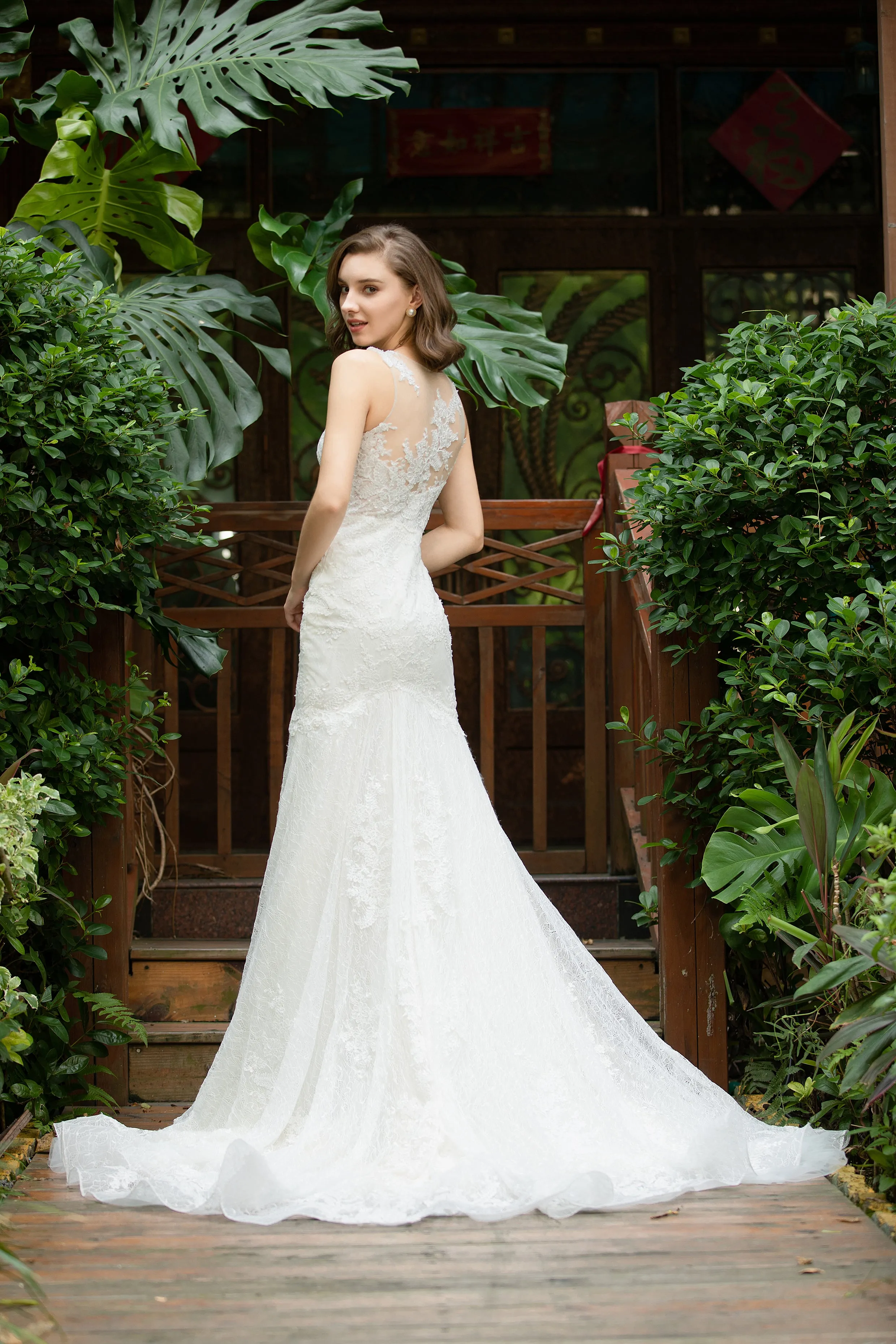 Roseli - Selena Huan light-weighted Asymmetric Lace Illusion Trumpet Gown