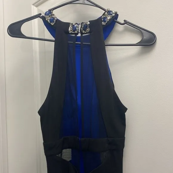 Sequin Hearts Black Jewel Neck Cutout Mesh Inset Halter Maxi Prom Dress size 7