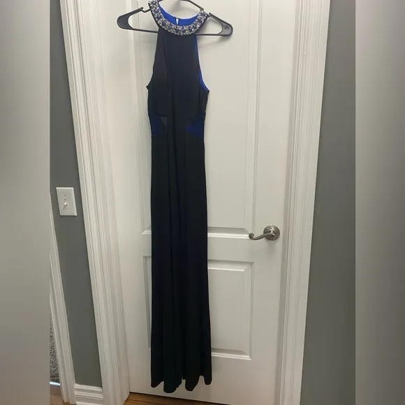 Sequin Hearts Black Jewel Neck Cutout Mesh Inset Halter Maxi Prom Dress size 7
