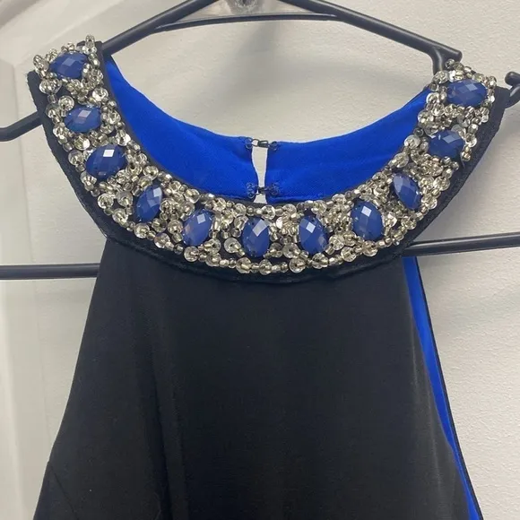 Sequin Hearts Black Jewel Neck Cutout Mesh Inset Halter Maxi Prom Dress size 7