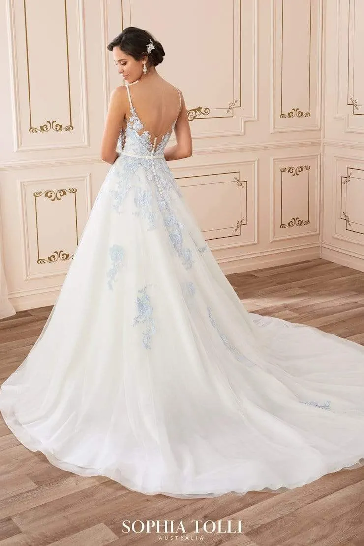 Sophia Tolli: Y22041 - Aurora