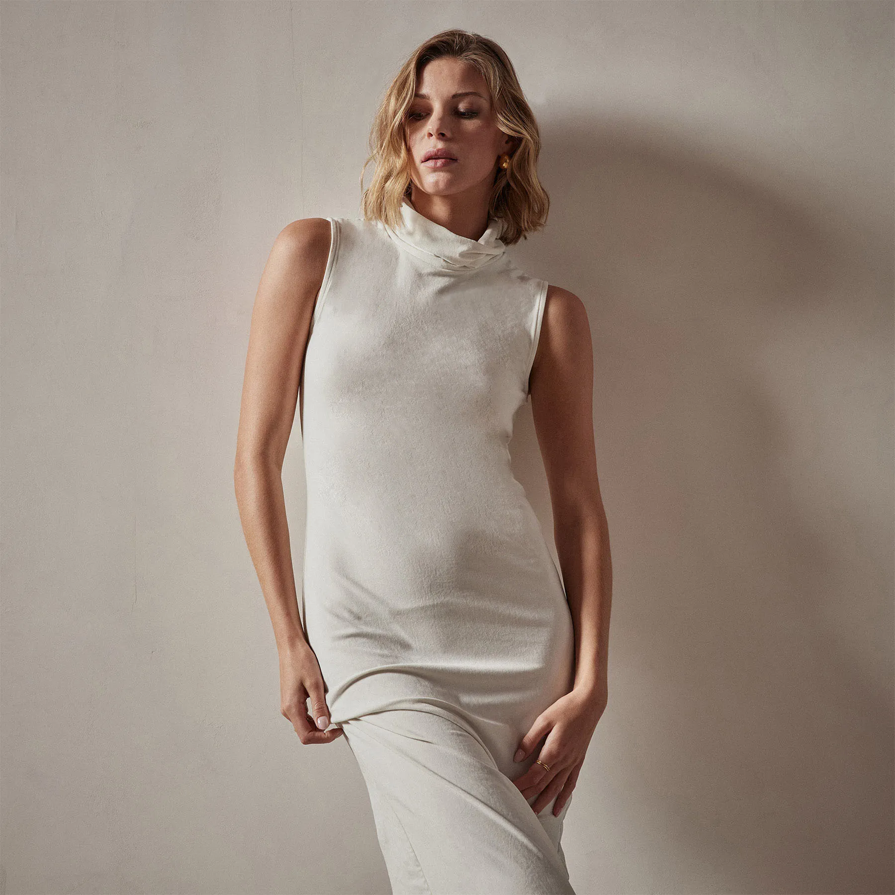 Stretch Velvet Sleeveless Dress - Canvas