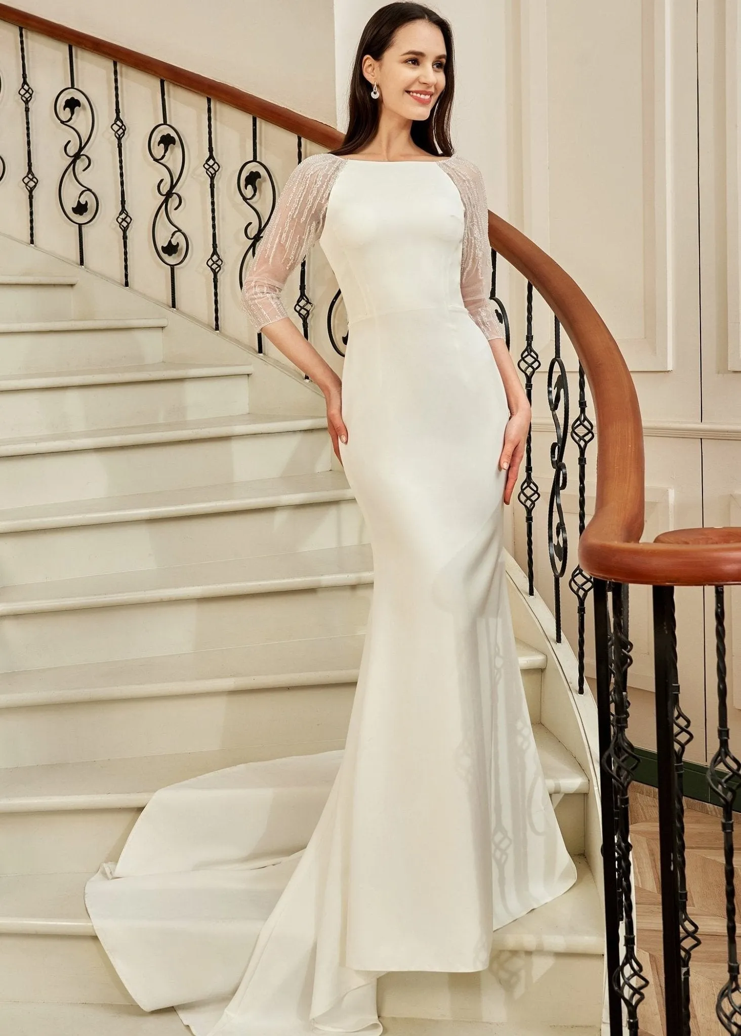 Tarlia Boat Neck Ivory Fitted Wedding Dress Size 10 Express NZ wide